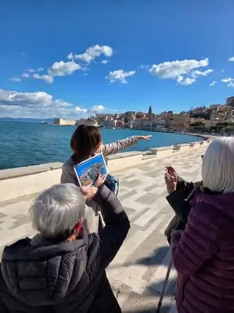Guided walking tour along the Gaeta waterfront